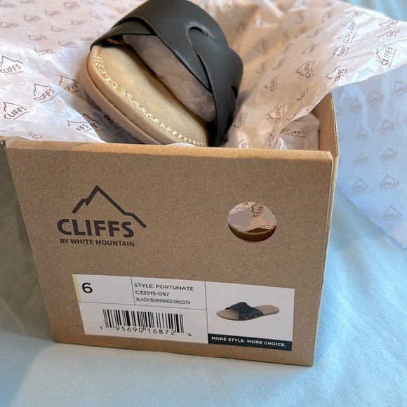 NWT Cliffs by White Mountain Black Fortune Sandals 🩴 in Size 6 - Picture 7 of 7